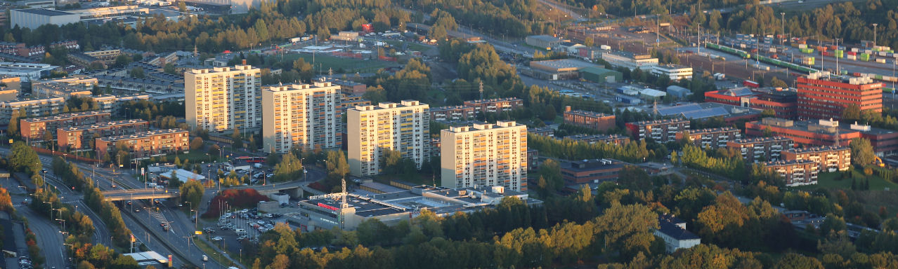 Flyfoto av boligblokkene på Linderud